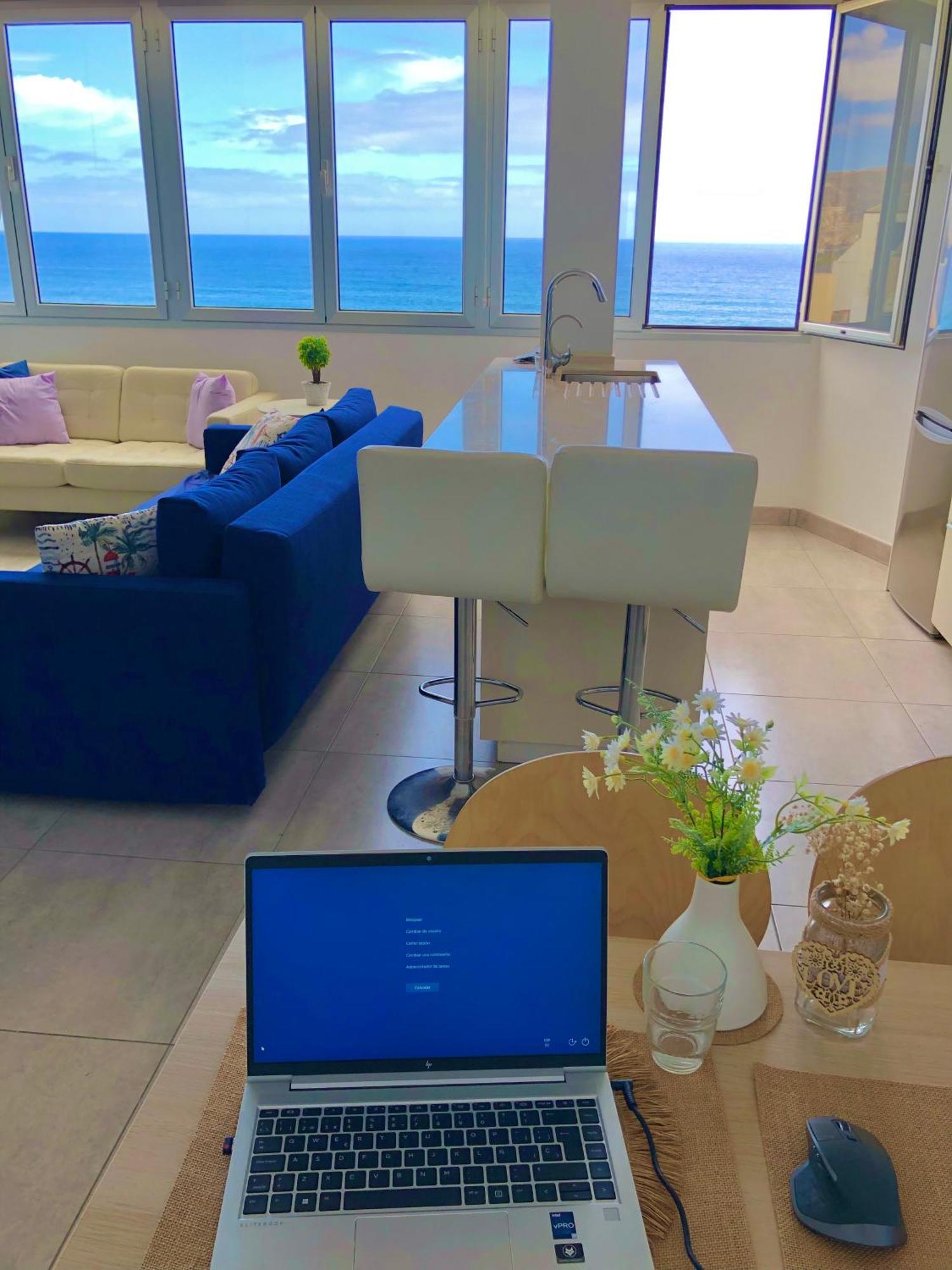 Vistas Mar Playa Las Canteras Primera Linea Wifi Las Palmas de Gran Canaria Exterior photo