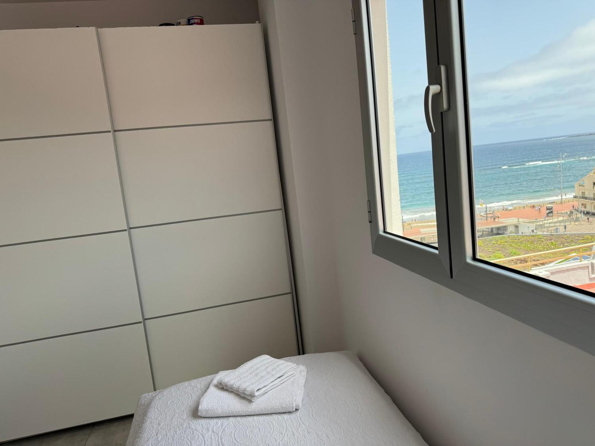 Vistas Mar Playa Las Canteras Primera Linea Wifi Las Palmas de Gran Canaria Exterior photo